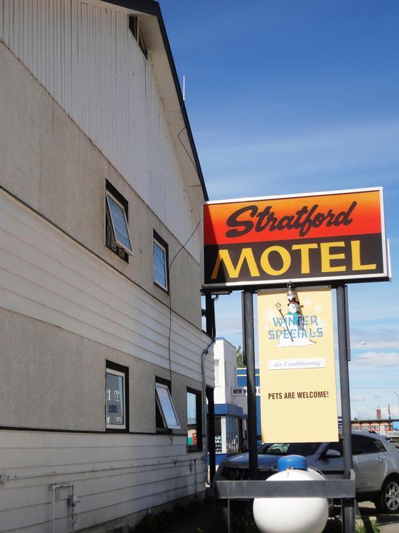Stratford Motel Whitehorse Exterior photo