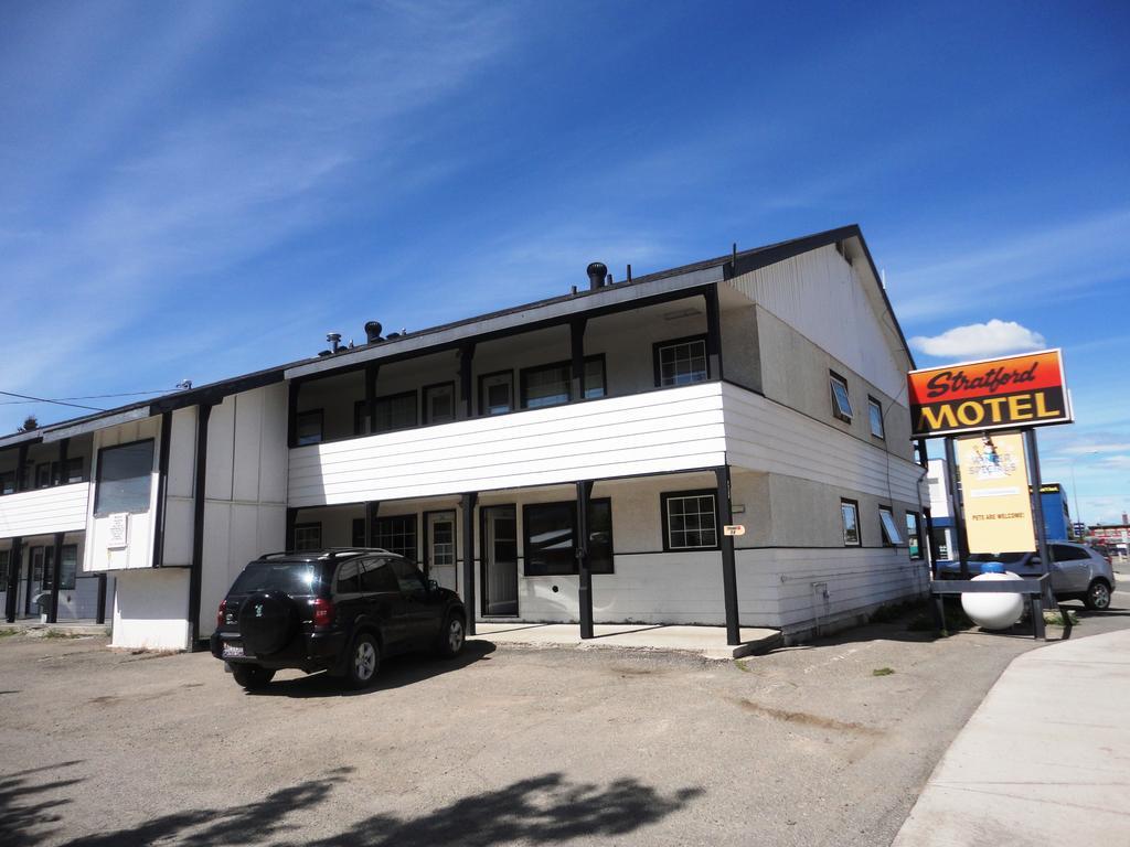 Stratford Motel Whitehorse Exterior photo